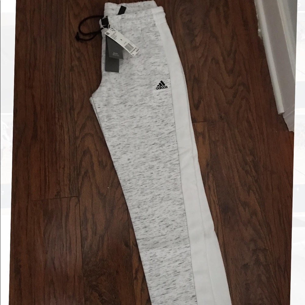 BRAND NEW: Adidas sweatpants